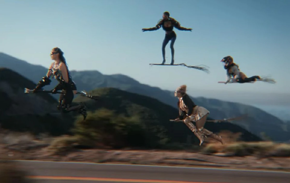 Alina Pash Bad Witch