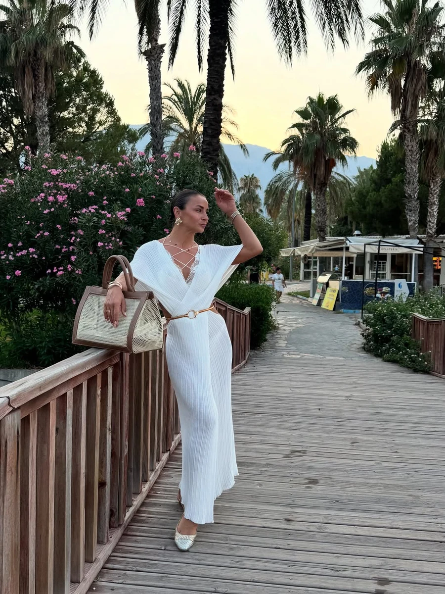 Гвоздьова в Анталії