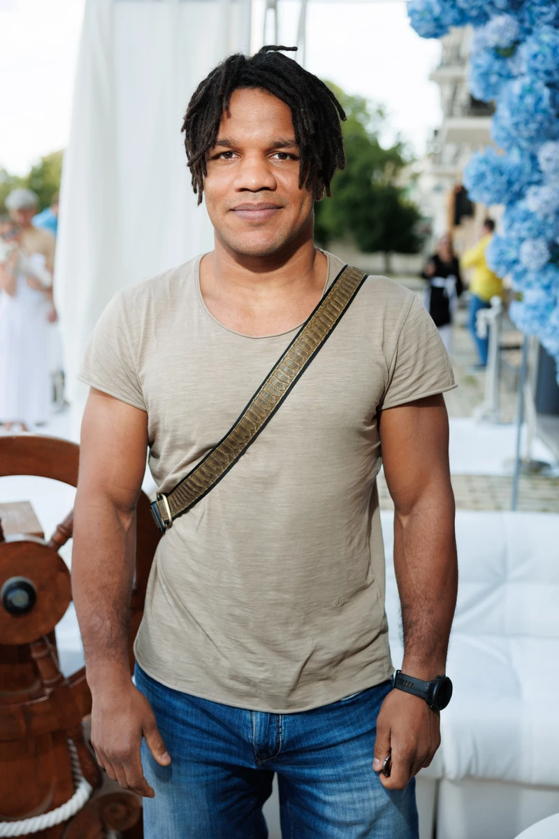 Жан Беленюк