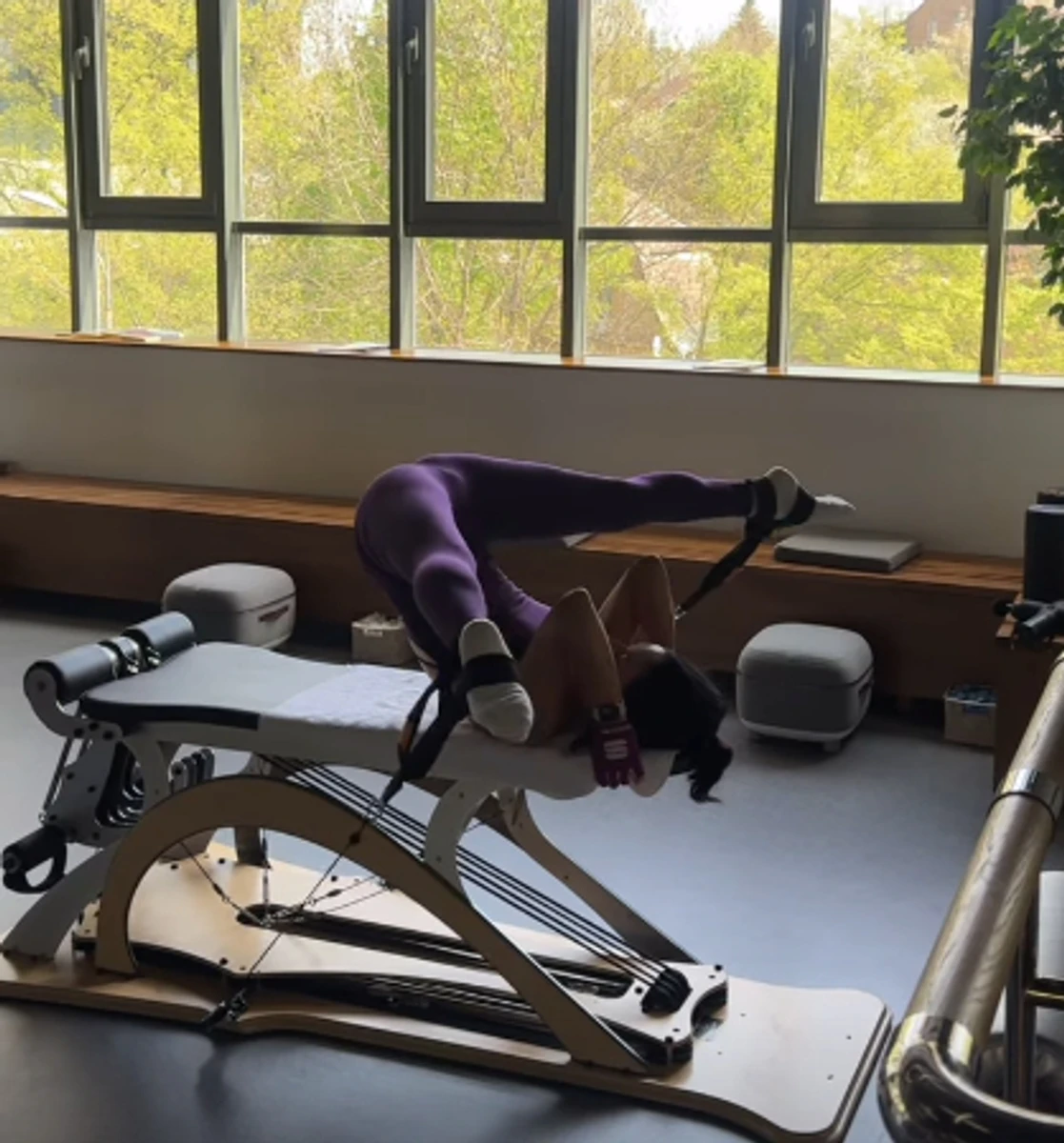 Злата Огнєвіч активно позаймалася пілатесом