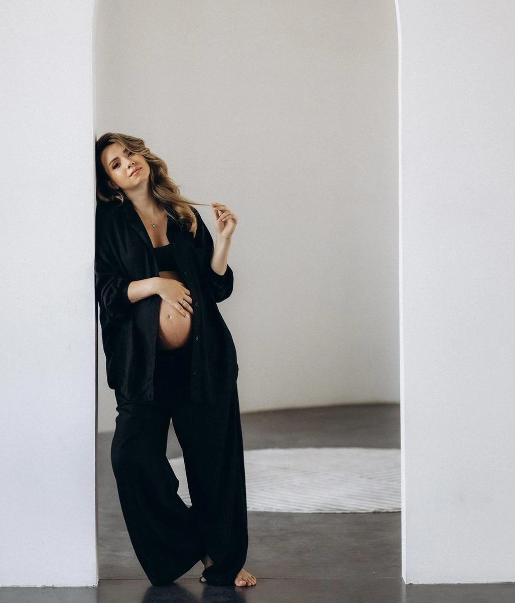 Коли ти не лише майбутня мама, а і фотографка - гріх не утнути вагітну фотосесію