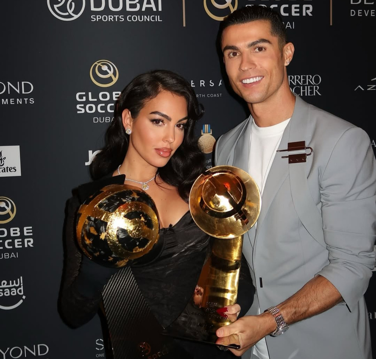 Відома дата і місце весілля Кріштіану Роналду