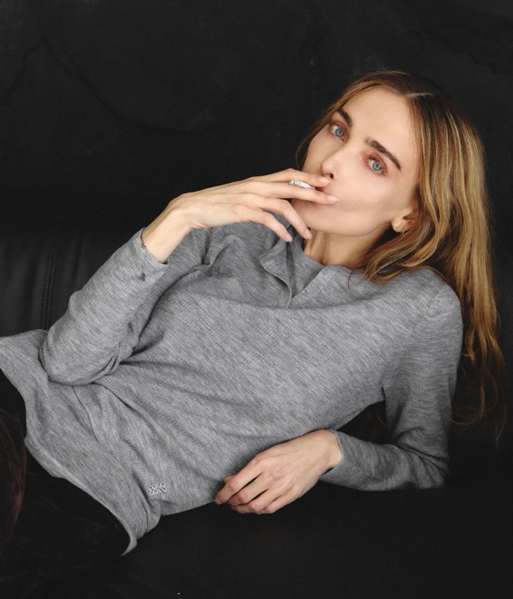 Модель заявляла про своє повернення в світ моди ще в грудін 2022, але потім вона зустріла свого другого чоловіка і вийшла заміж 