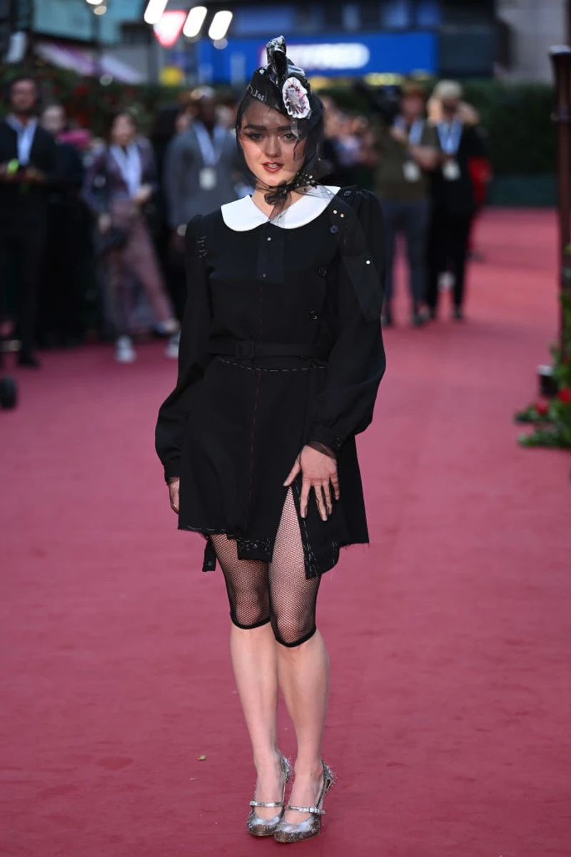 Мейсі Вільямс полюбляє екстравагантні луки 