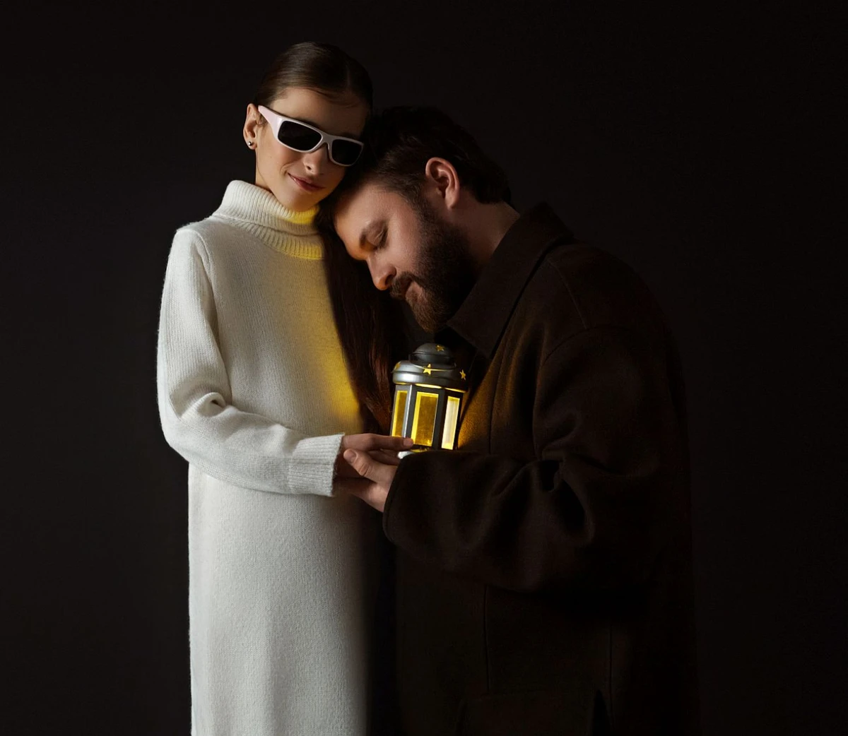 Анна-Марія і Михайло Хома презентували лірик-відео Ліхтарики