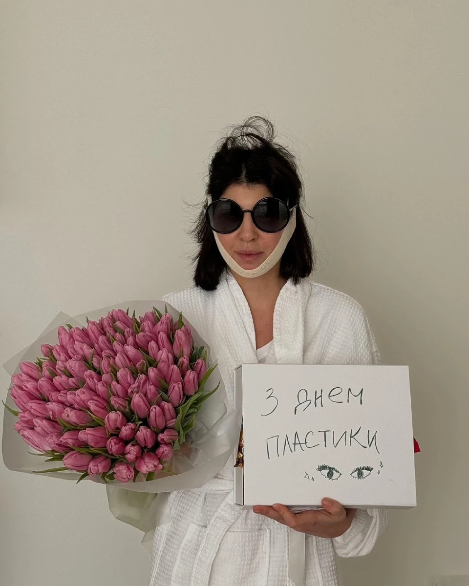 Cабіна відверто розповідає про пластичні операції