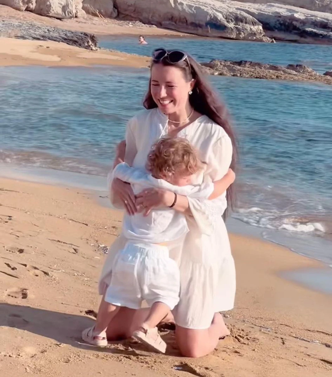 Невістка Ющенка з сином