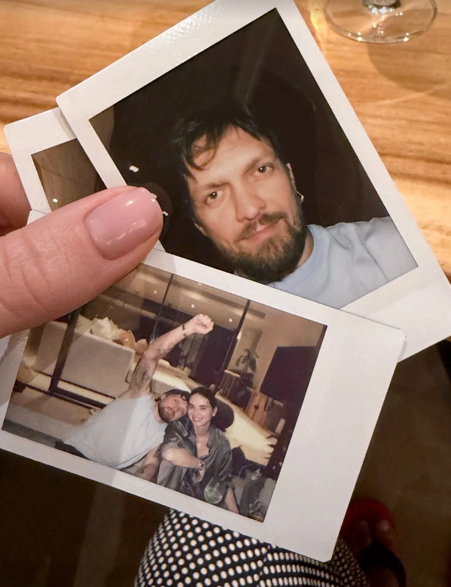 Дружина Усика показала романтичні фото з чоловіком з його 39-річчя