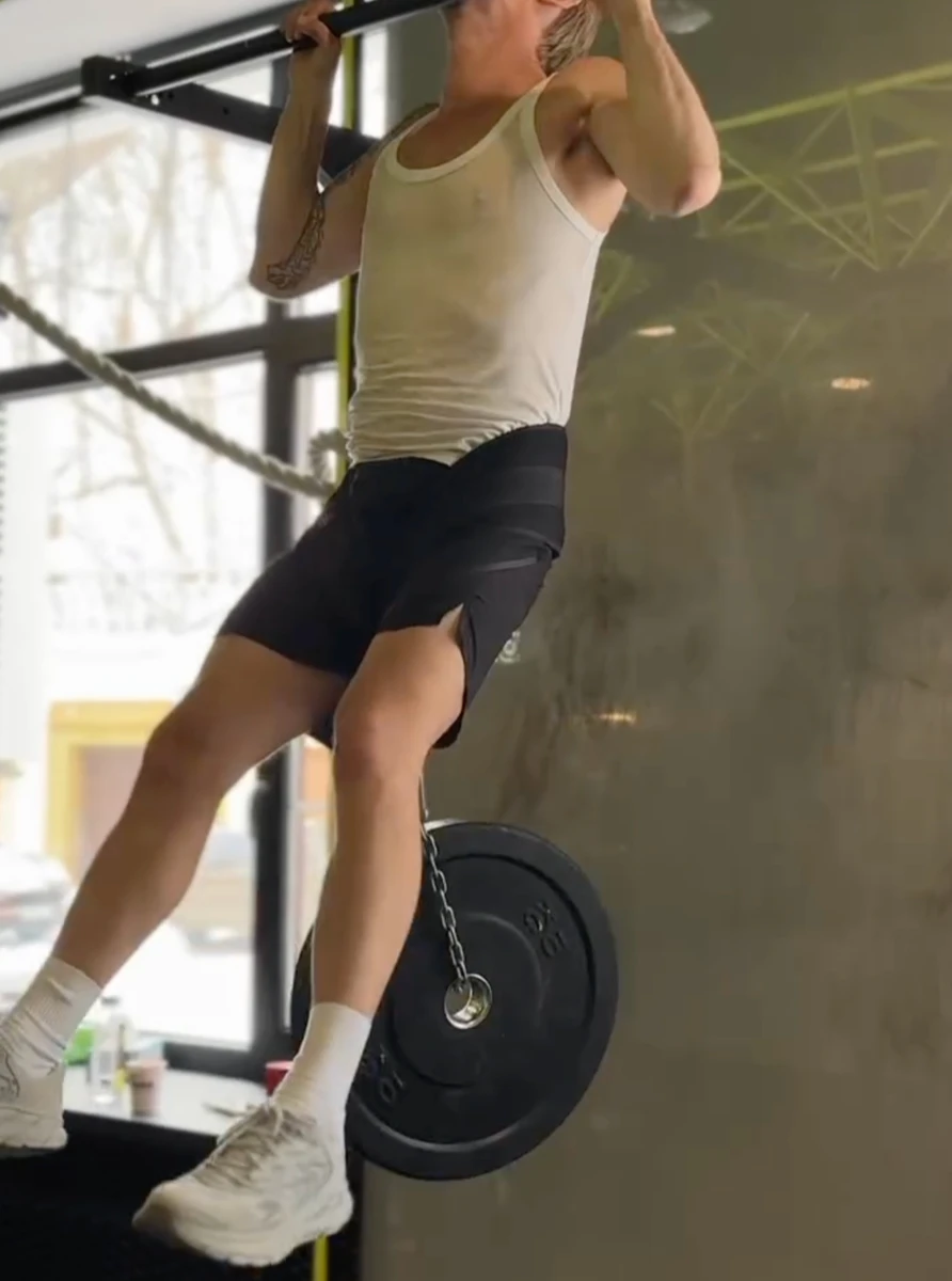 Алан Бадоєв влаштував тренування з додатковою вагою