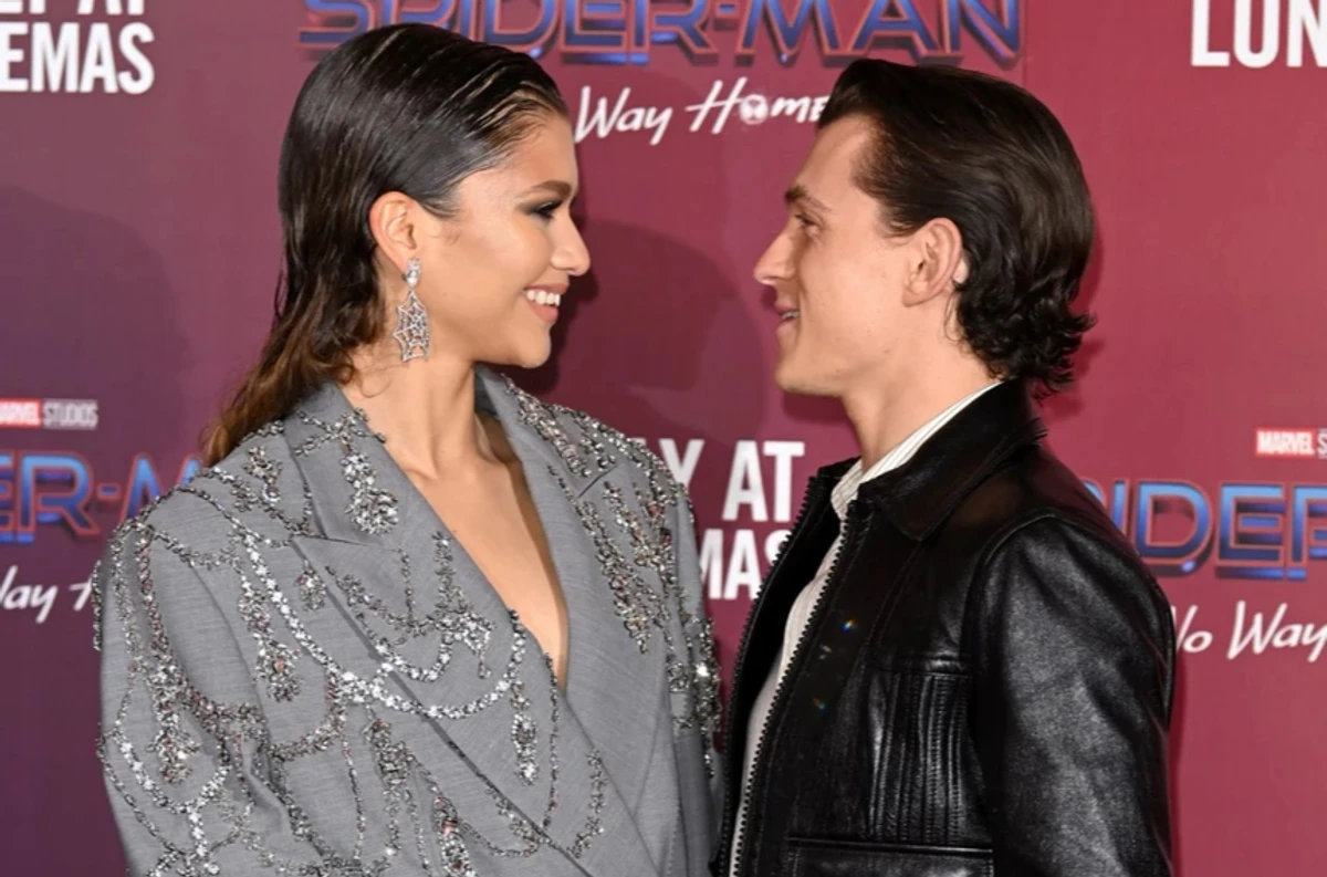 Зендея і Том Голланд таємно одружилися