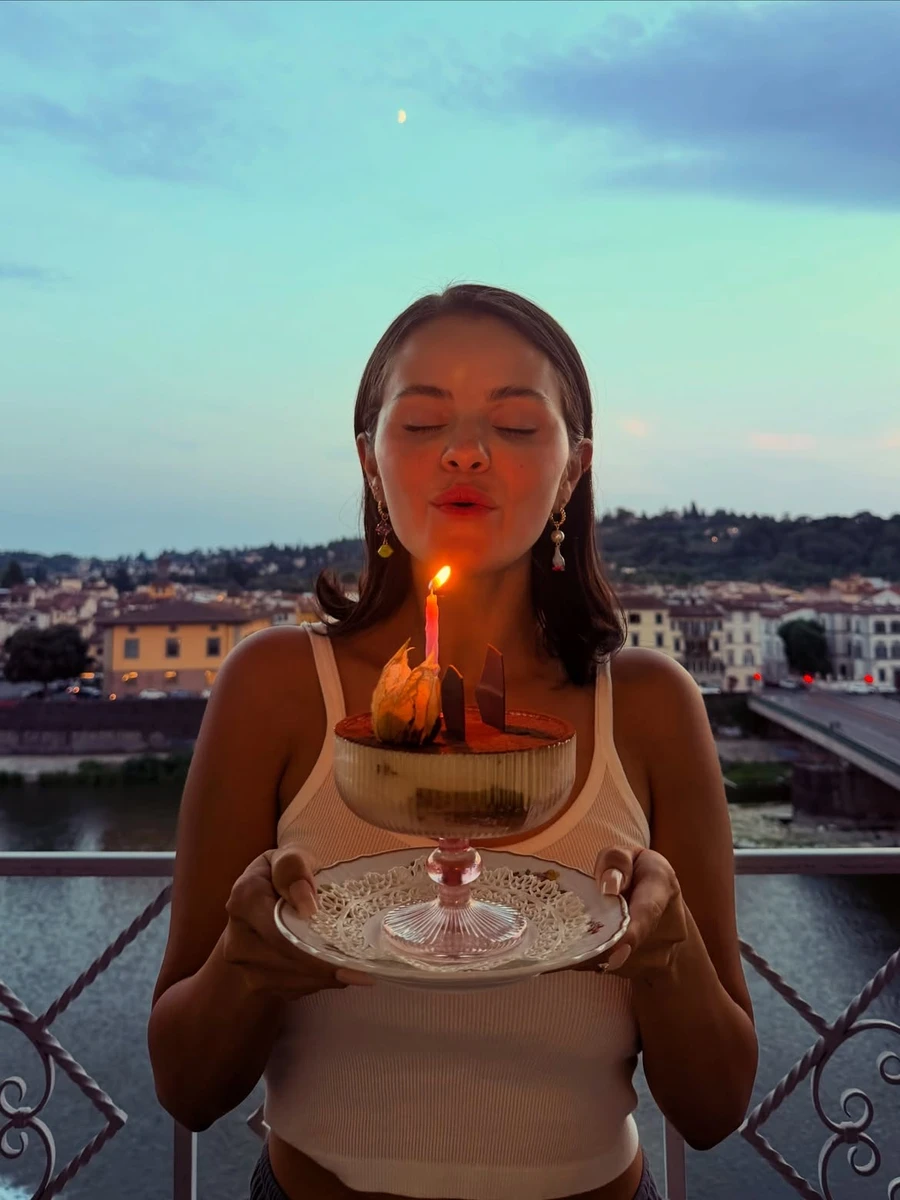 Селена Гомес