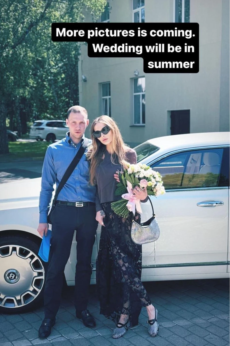 Як звати її чоловіка, звідки він та чим він займається, Сніжана не уточнила