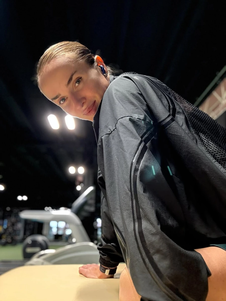 Еліна Світоліна у спортлуці показалася в залі на тренуванні