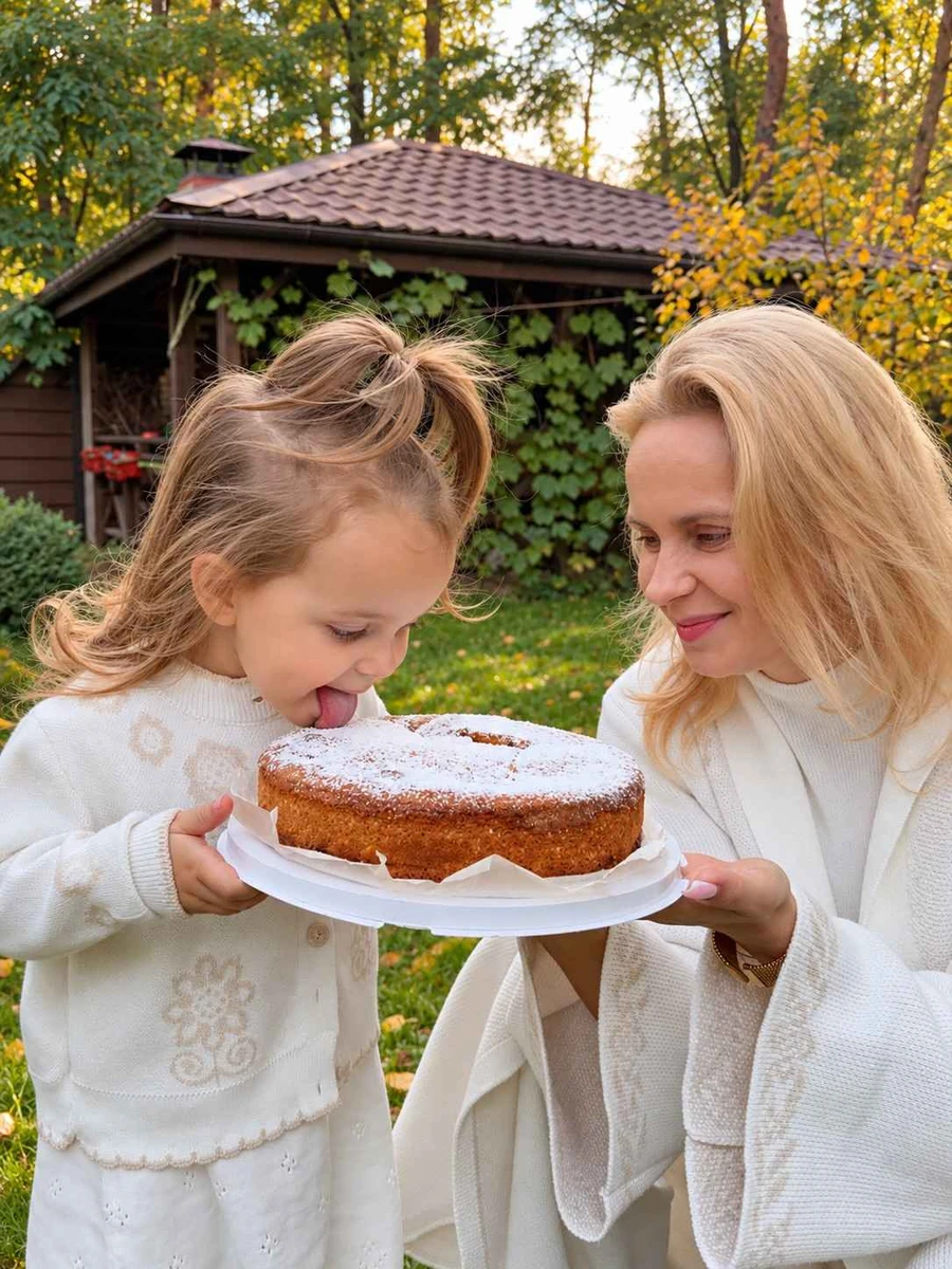 Лілія Ребрик та її донька Аделіна