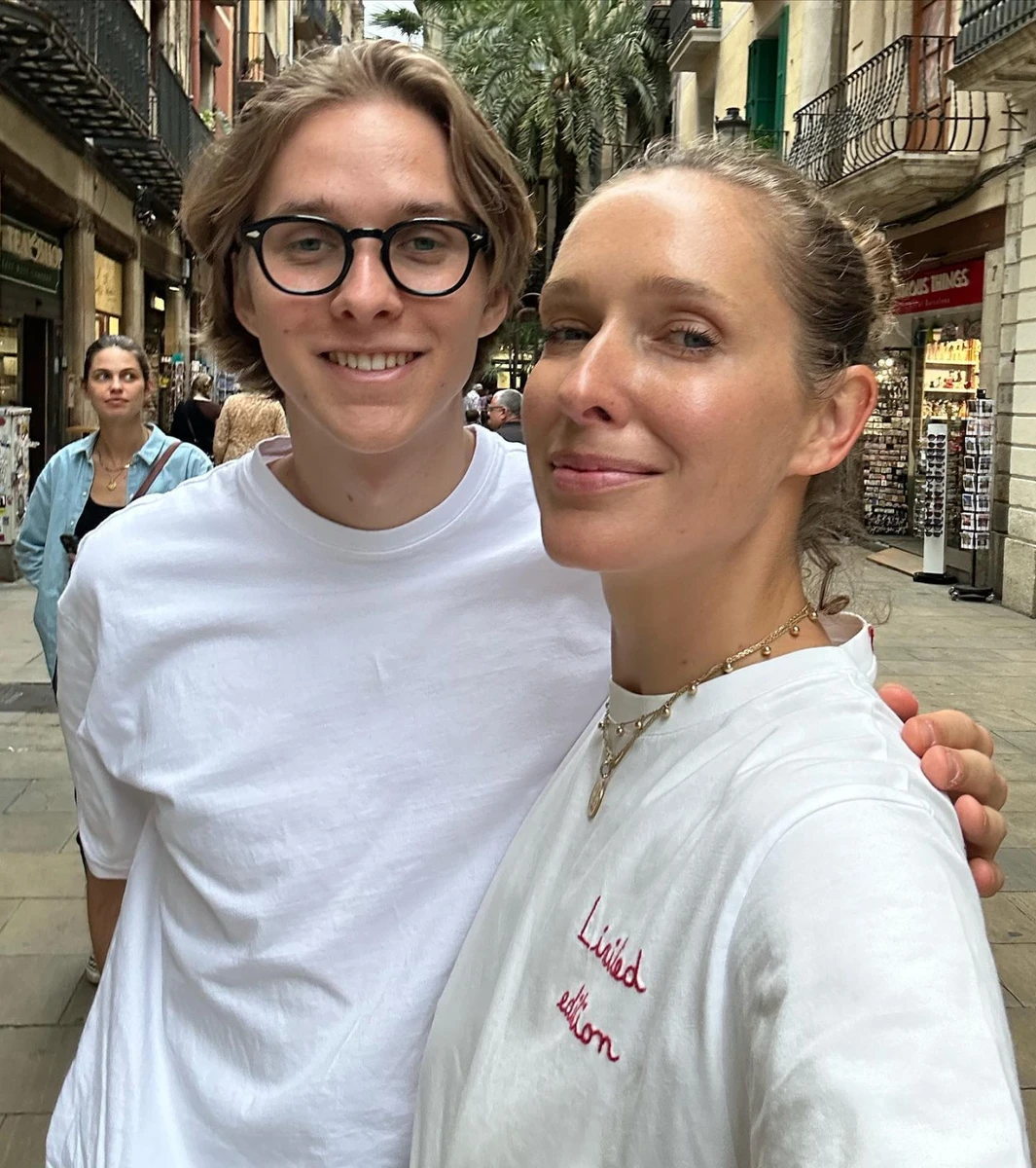 Первісток Осадчої святкує 21-річчя