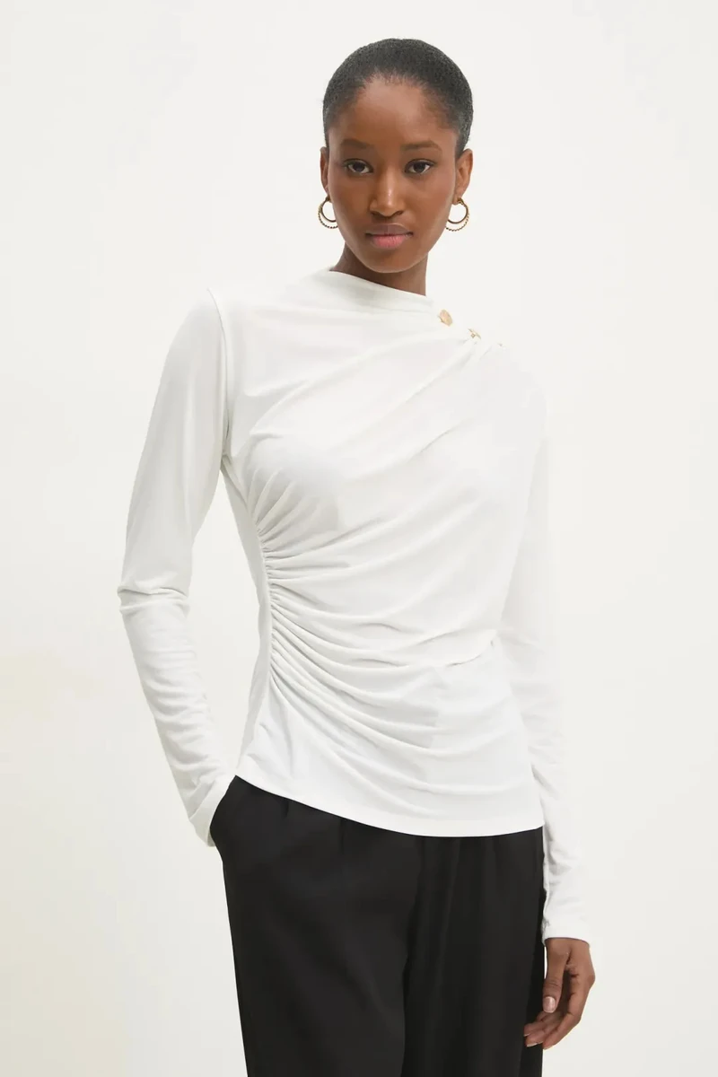 Блузка з драпіруванням