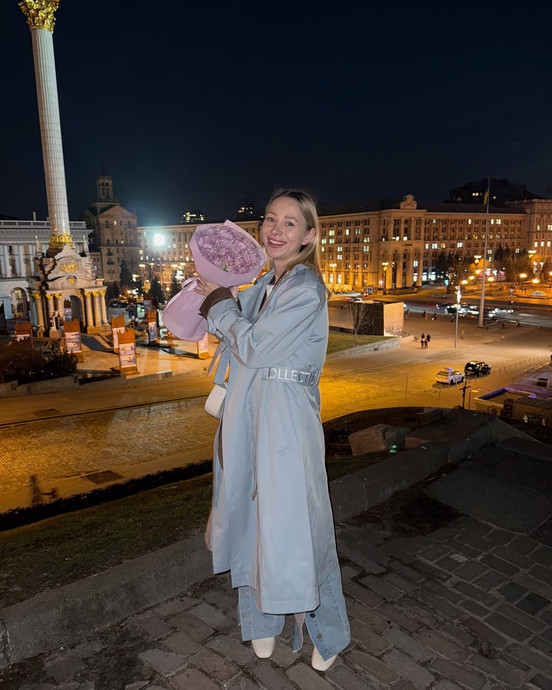 Дружина Павліка знялась у стильному луці