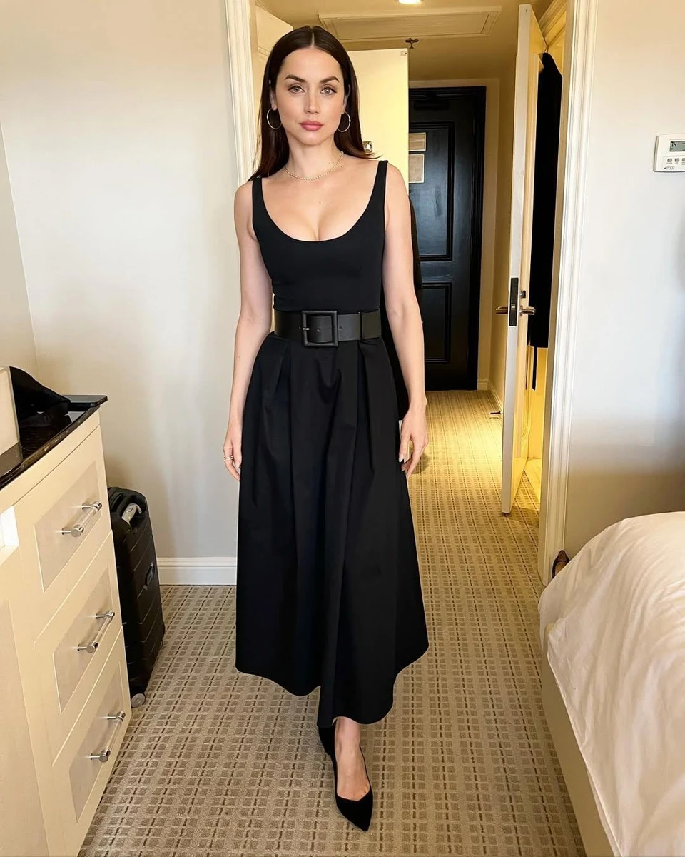 Дівчина Тома Круза Ана де Армас