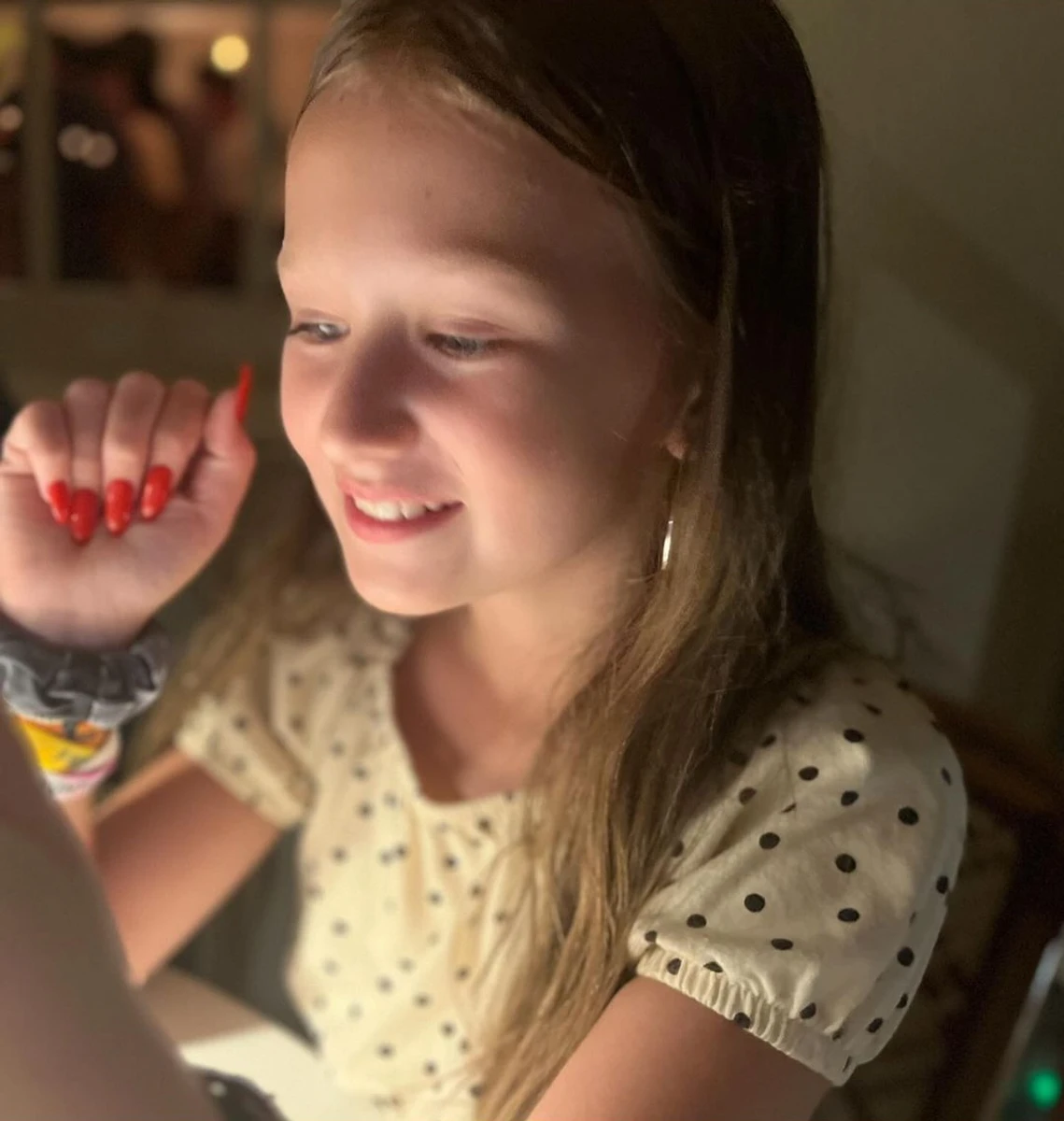 10-річна Кармен та її кігтики