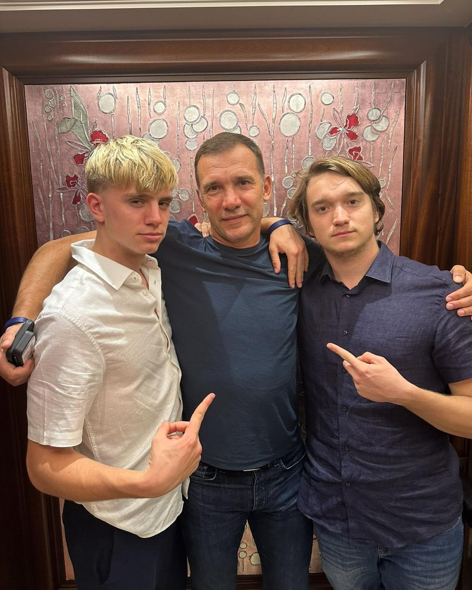 Андрій Шевченко з синами