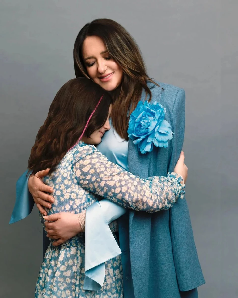 Наталія Могилевська з старшою дочкою