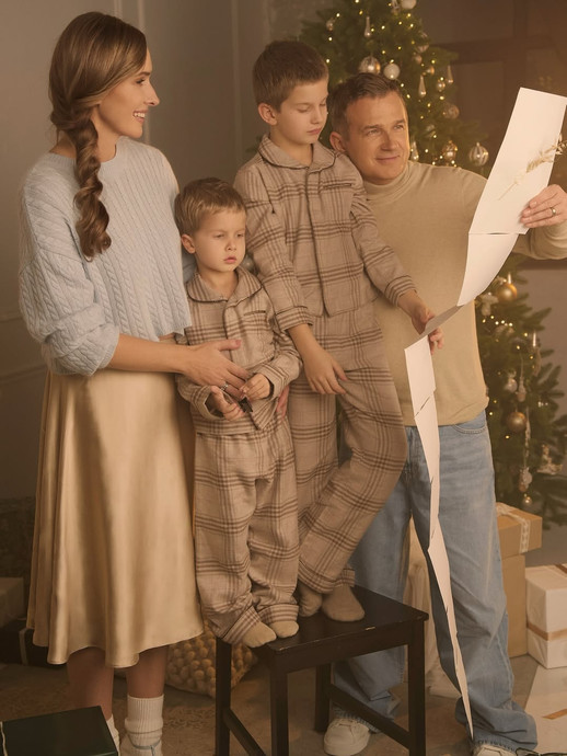 Катерина Осадча наробила фото з чоловіком та дітьми