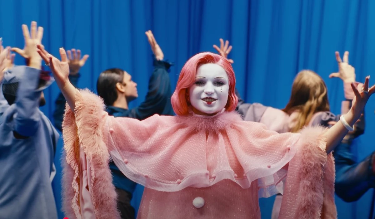 Новий кліп Klavdia Petrivna