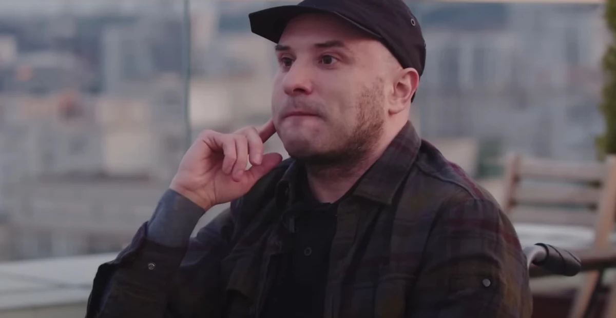 Віктор Розовий на інтерв'ю