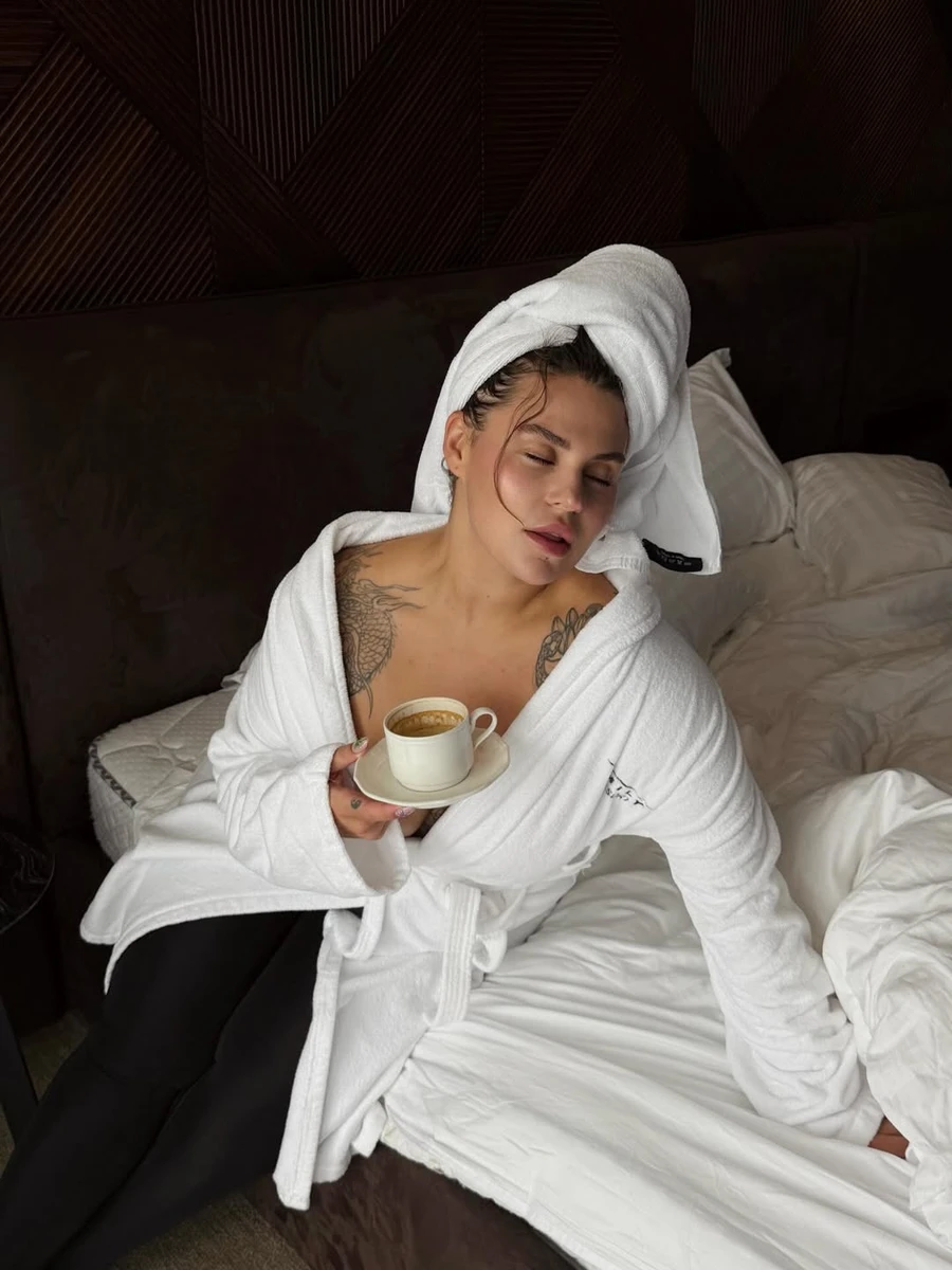 Олександра Заріцька наробила нових фото