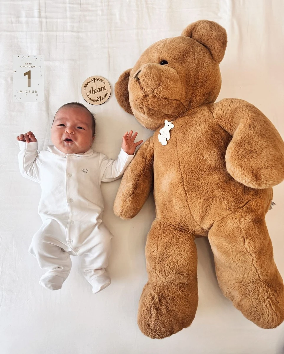 Одномісячний син Іванни Онуфрійчук