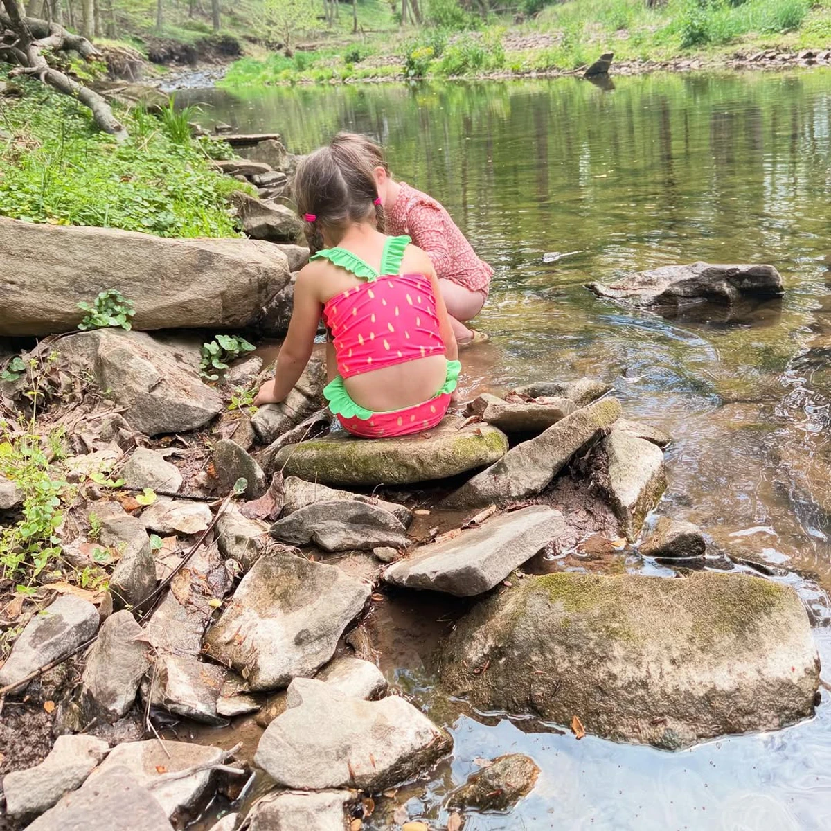Джіджі Хадід зазнімкувала свою дочку біля води