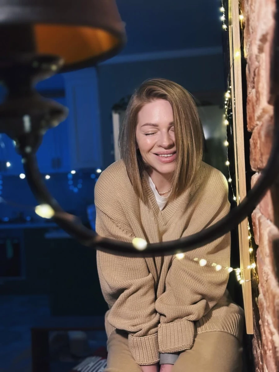 Зачіска Яни Глущенко