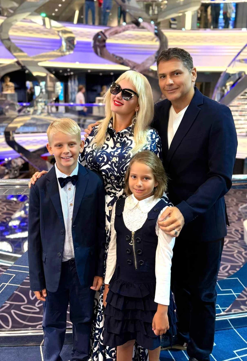 Катерина Бужинська та її родина