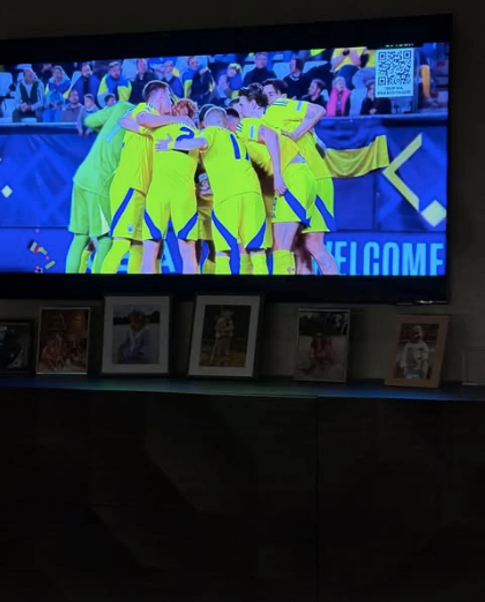 Дружина Зінченка підтримала чоловіка на матчі проти Бельгії