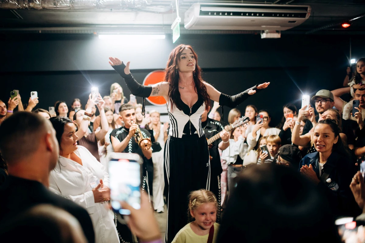 MamaRika виконала кілька пісень в укритті і розчулила багатьох до сліз