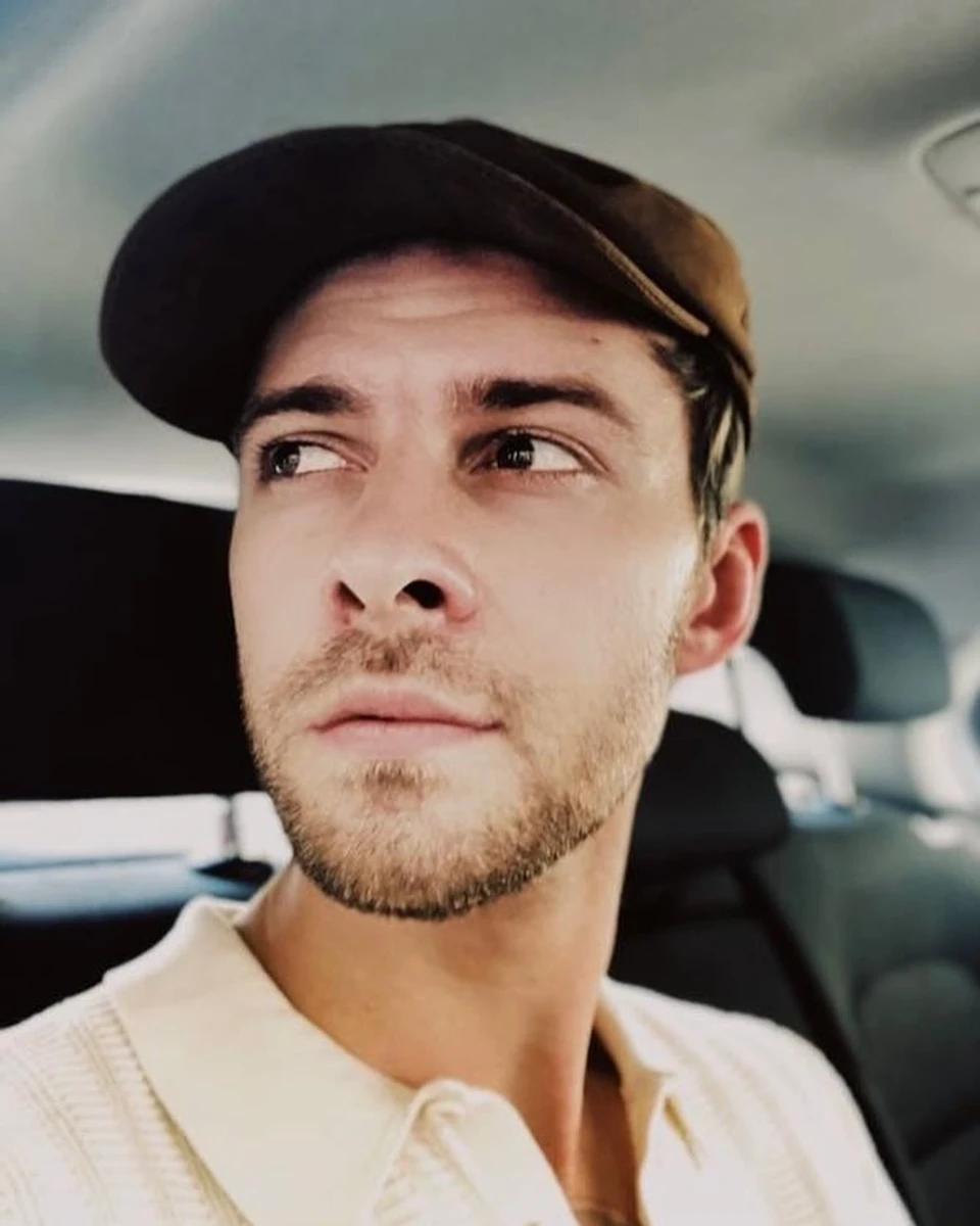 Насправді Макс - не Макс, а Коля 