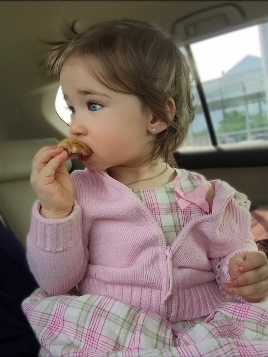 Олена Мозгова замилувала дитячим фото молодшої дочки