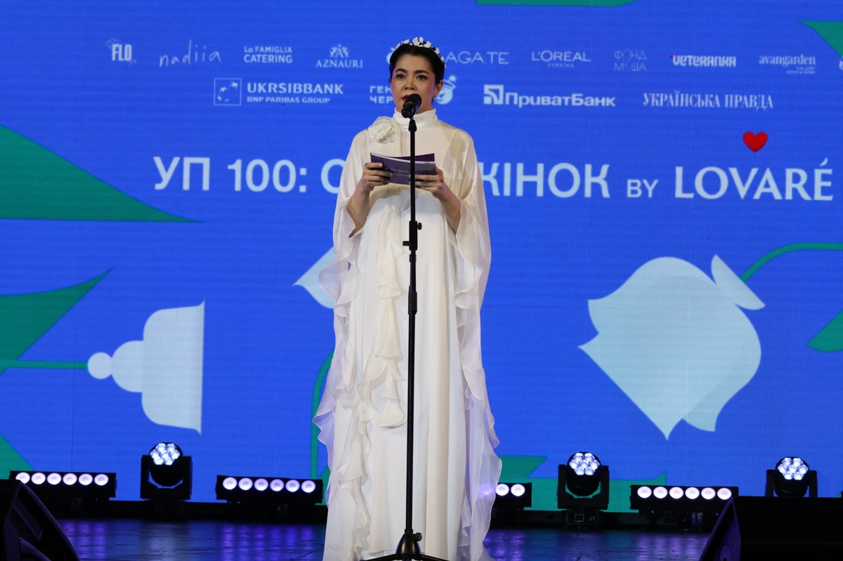 Севгіль у розкішній сукні від бренду Malva Florea 