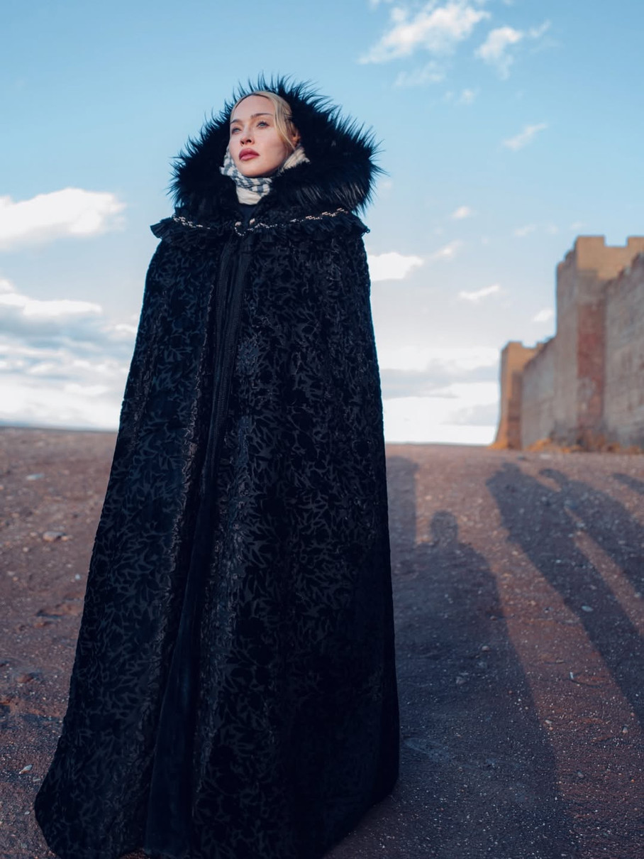 Мадонна наробила ефектних знімків на відпочинку в Марокко