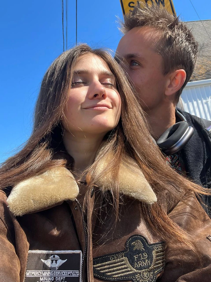 Імені свого бойфренда Яна поки не розкрила