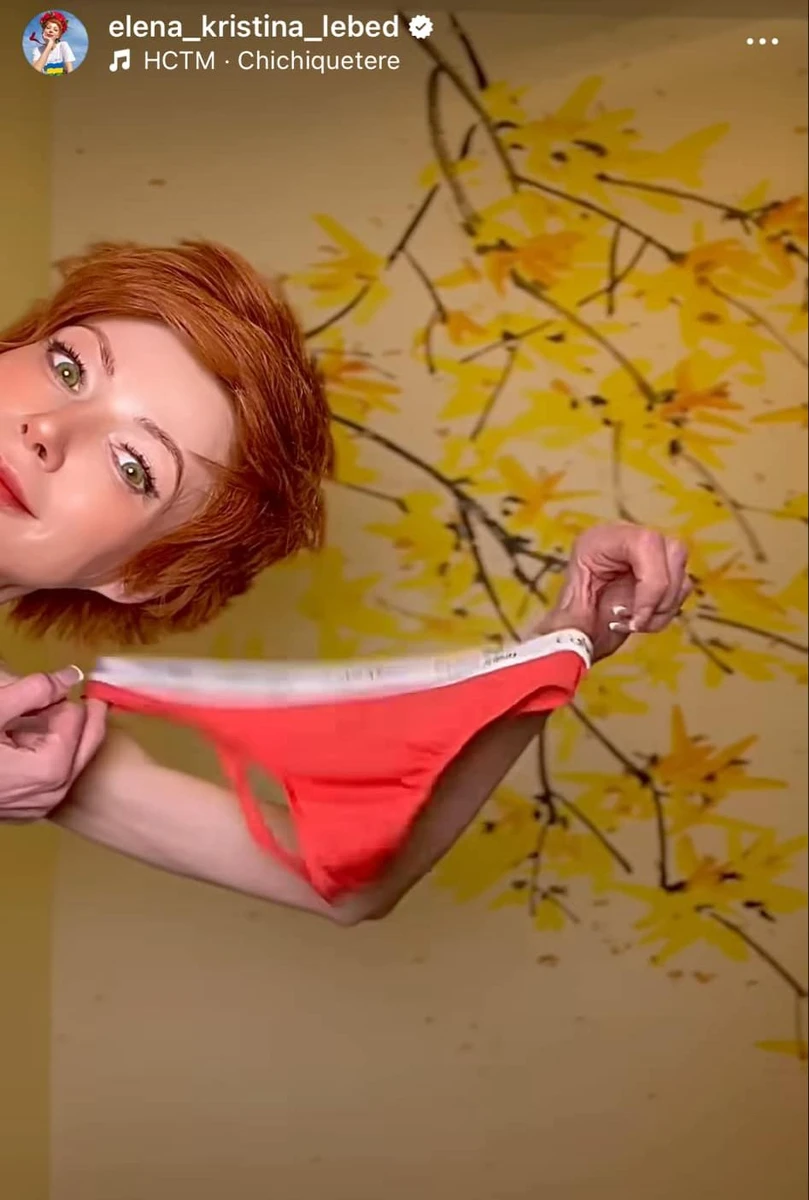 Спочатку вона спробувала роздягнутися і зважитися голою, але це, судячи зо всього не допомогло