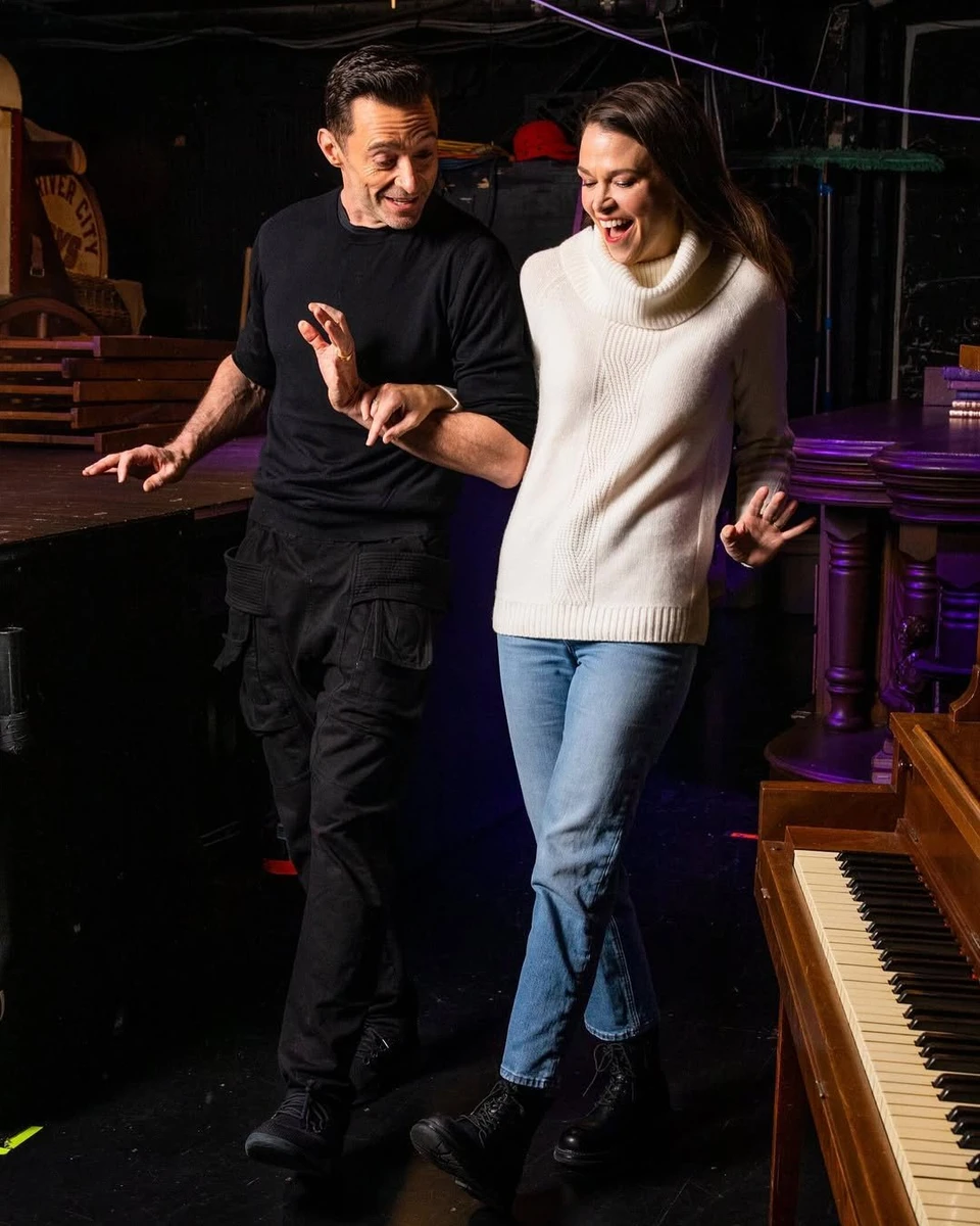 Х'ю Джекман і Саттон Фостер