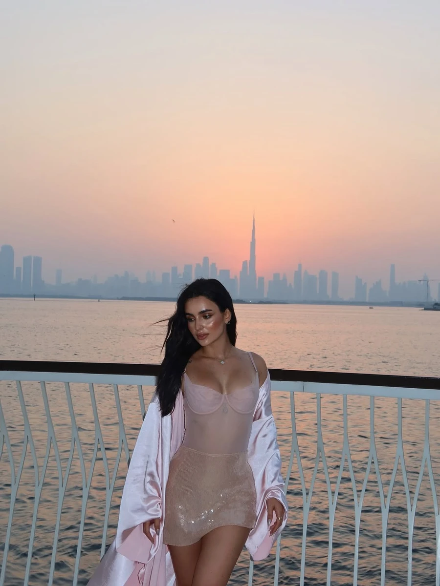 Трінчер в інстаграм