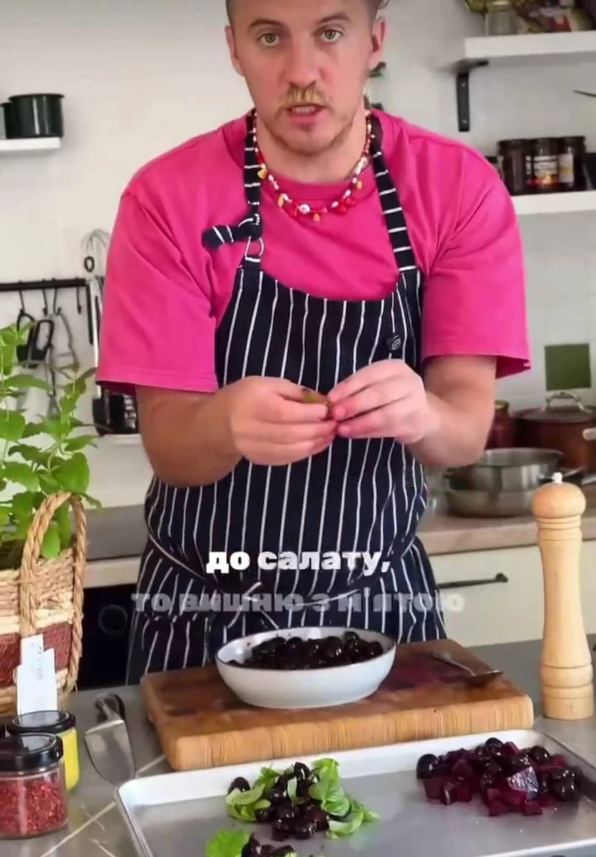 Рецепти на той випадок, якщо ваші вишні засумували в холодильнику...