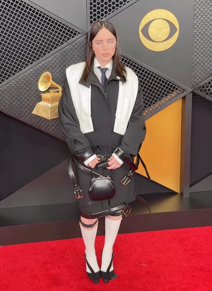 Біллі Айліш у незвичному луці зазнімкувалася на Греммі