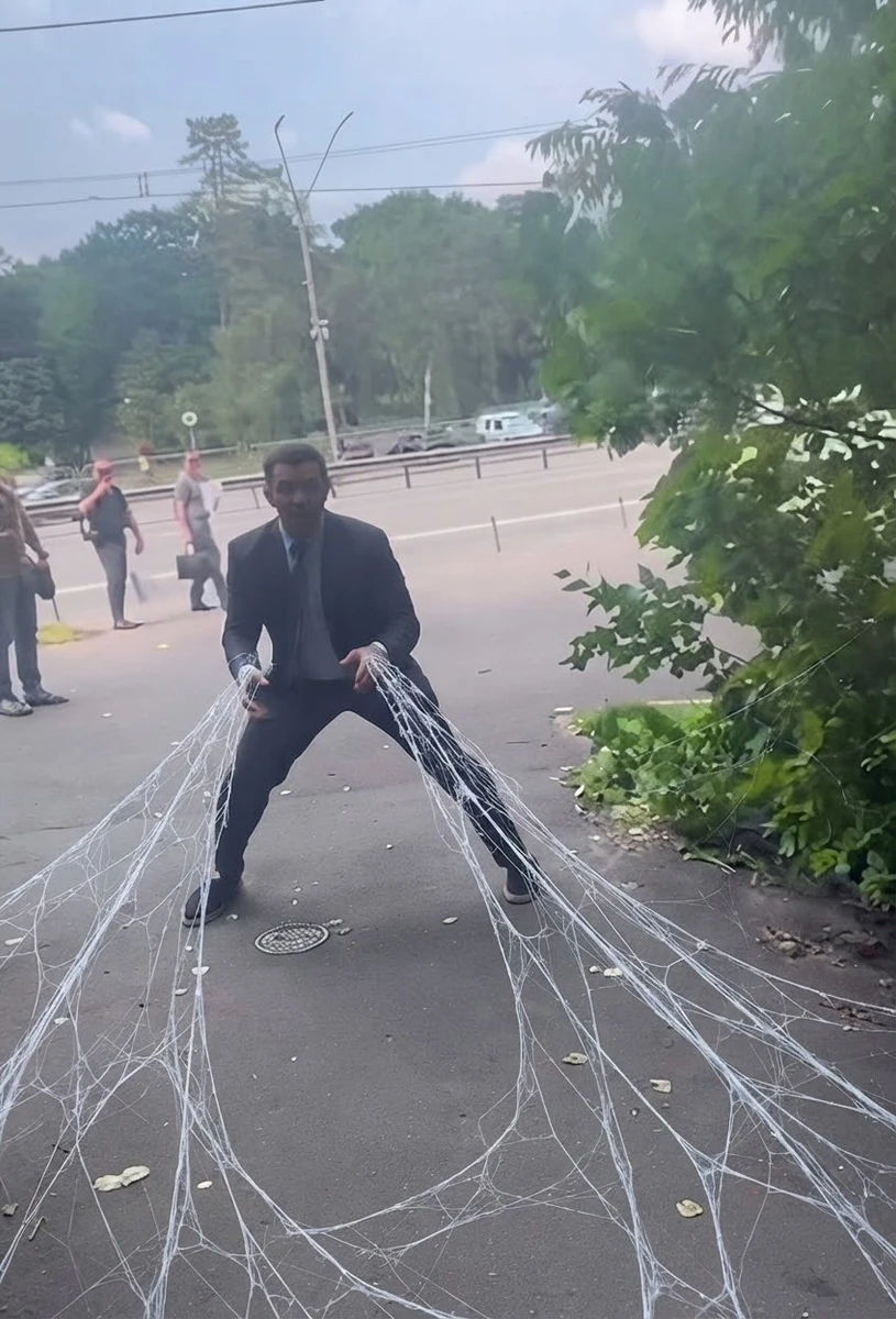 Відео з Миколою Тищенком розтягнули на меми