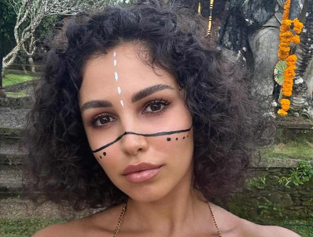 Анна Богдан