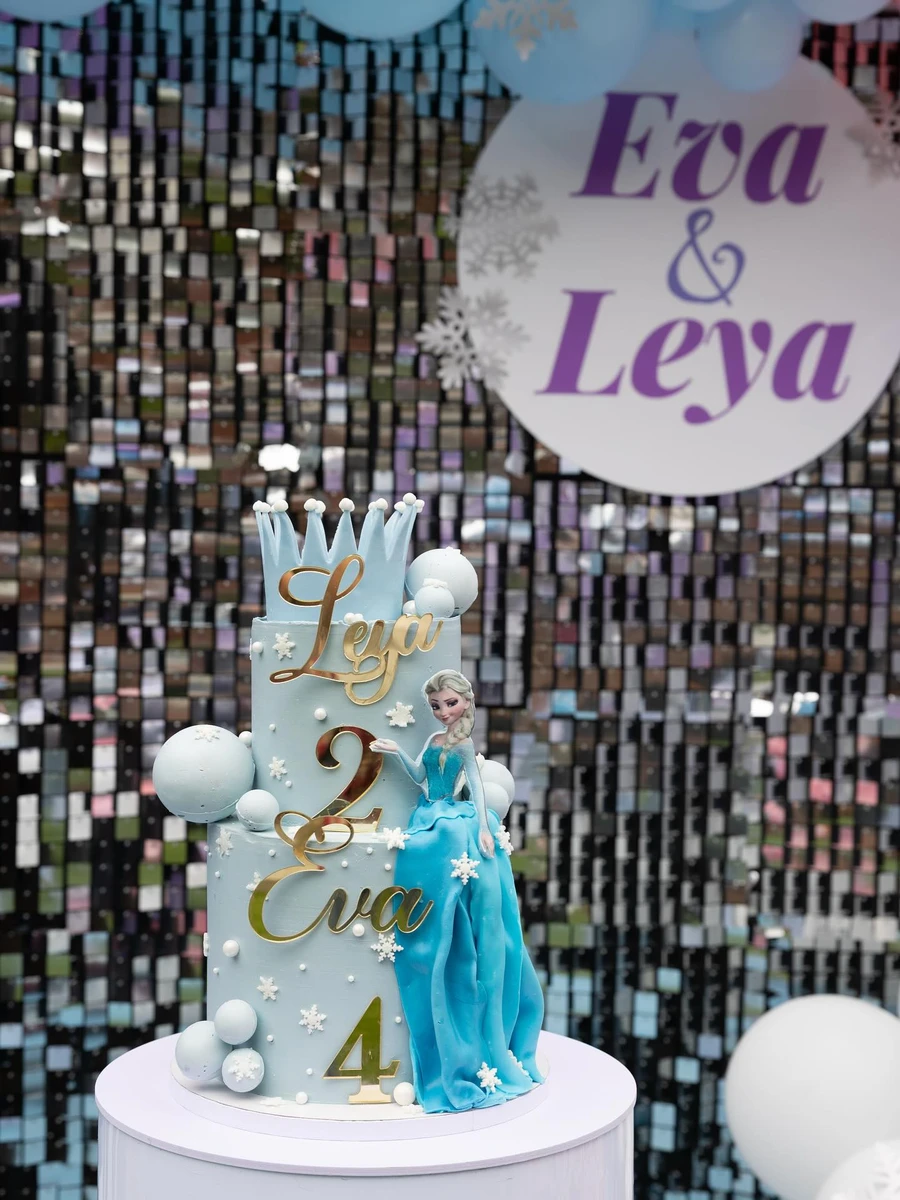 Батьки знають, як потішити свою малечу 