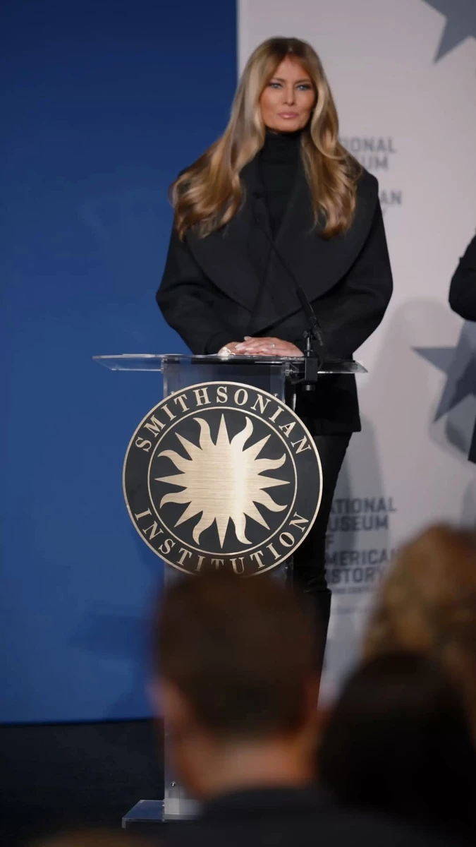 Меланія Трамп показалася на публіці