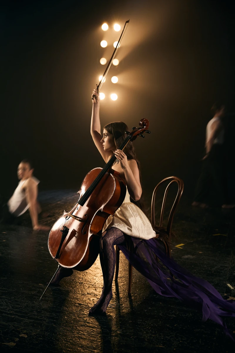 Jerry Heil зняла новий кліп на пісню